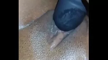 play Ik neuk mijn vriendin terwijl ze haar nieuwe vibrator test