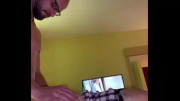 play Gf sexy donne oral et chevauche ma bite