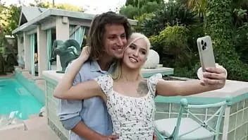 play My girlfriend's hot sister asked me for a selfie, this was a bad idea - full movie on freetaboo.net