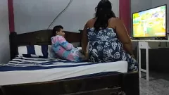 play 寝取られた夫が私がぽっちゃり金髪妻とセックスしているのを毎日目撃する