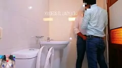 Reproducir Amateur de oficina se pone traviesa: mamada sincera y acción estilo perrito con Lady Loki
