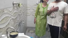 再生 インドの義理の兄弟は、義理の義理の義理を大まかにロールプレイのセックスで罰します