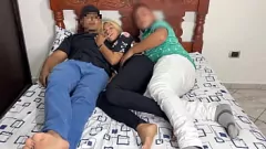 Reproduzir Cuckold assistindo filme com latina gf e melhor amigo - anal, boquete, sexo áspero