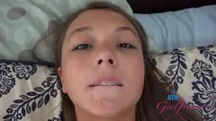 Odtwórz Innocent Mira Monroe w Intimate POV Creampie Encounter