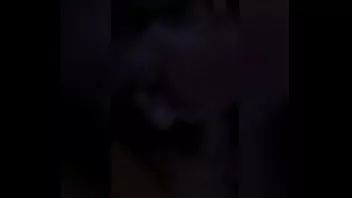 Abspielen Verschwendete belarussische Freundin gibt dynamischen und perfekten Blowjob