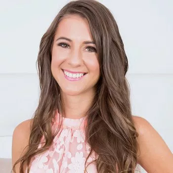 قناة Tara Ashley